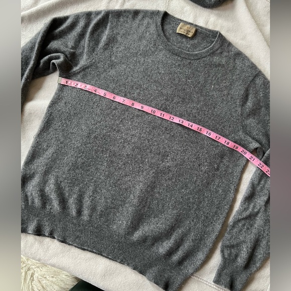 Men’s 100% Cashmere Crewneck Sweater - Picture 6 of 10